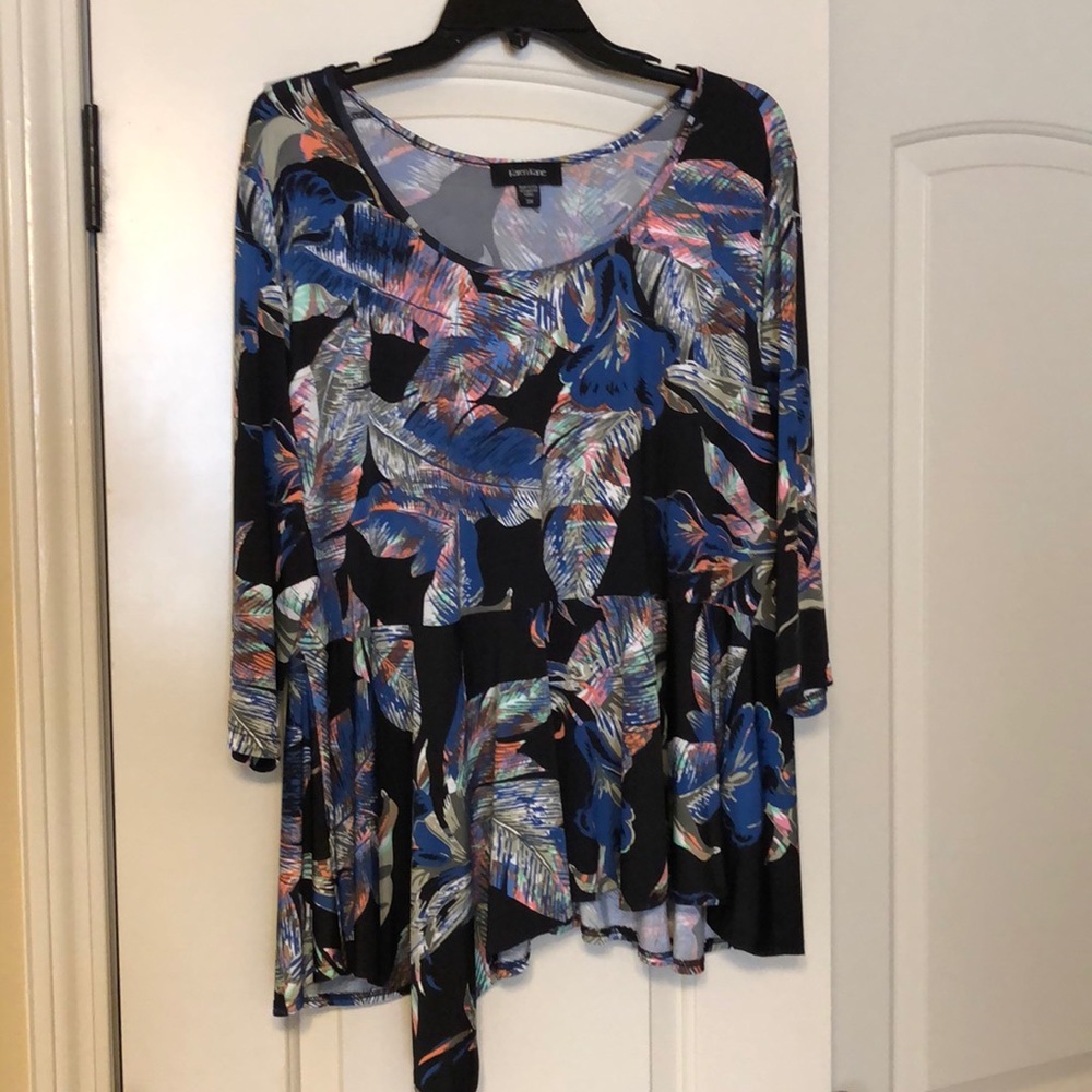 Karen Kane shirt